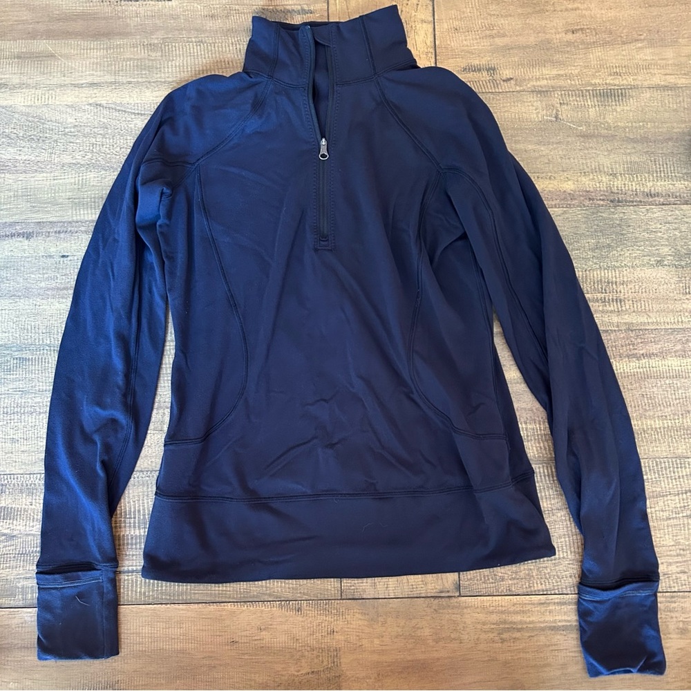 Lululemon half-zip stretch long-sleeve pull-over